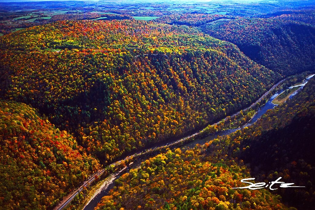 Pennsylvania's Pine Creek Gorge and River from the air @Blair Seitz