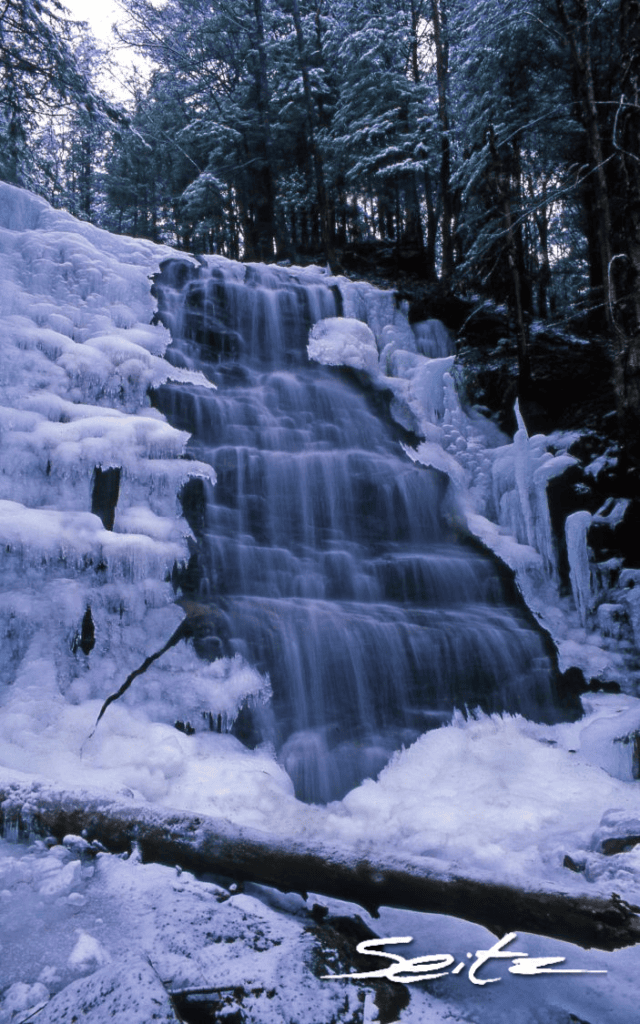 Bear Creek waterfall, Pennsylvania ©Blair Seitz
